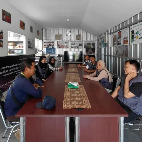 Artikel KKN Universitas Al Ghifari: Observarsi  Potensi Desa Warnasari Dan Perkenalan Kelompok