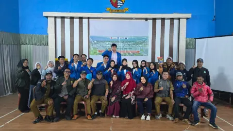 Artikel KKN UNFARI: WARTA PENGABDIAN MASYARAKAT — UNIVERSITAS AL-GHIFARI  Resmi Dimulai, KKN Kelompok 27 Universitas Al-Ghifari Gelar Pembukaan Khidmat di Desa Warnasari  Pangalengan, 14 Juli 2026 dari Kelompok klmpk-27