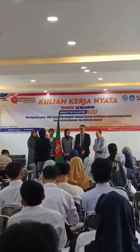 Artikel KKN Universitas Al Ghifari: Semangat Mengabdi: Pembukaan KKN Mahasiswa Resmi Dimulai!