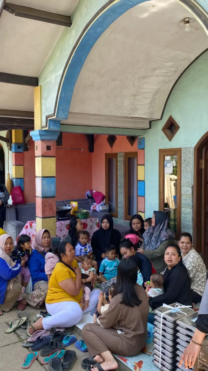 Artikel KKN Universitas Al Ghifari: KKN 05 Arthasena Satyabhakti Dukung Program Makan Bergizi Gratis Balita Bersama Ibu Kader Posyandu RW 01
