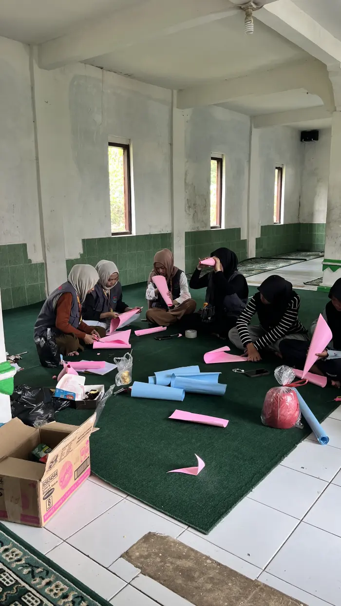 Artikel KKN Universitas Al Ghifari: Persiapan HUT RI 2026 di RW 03