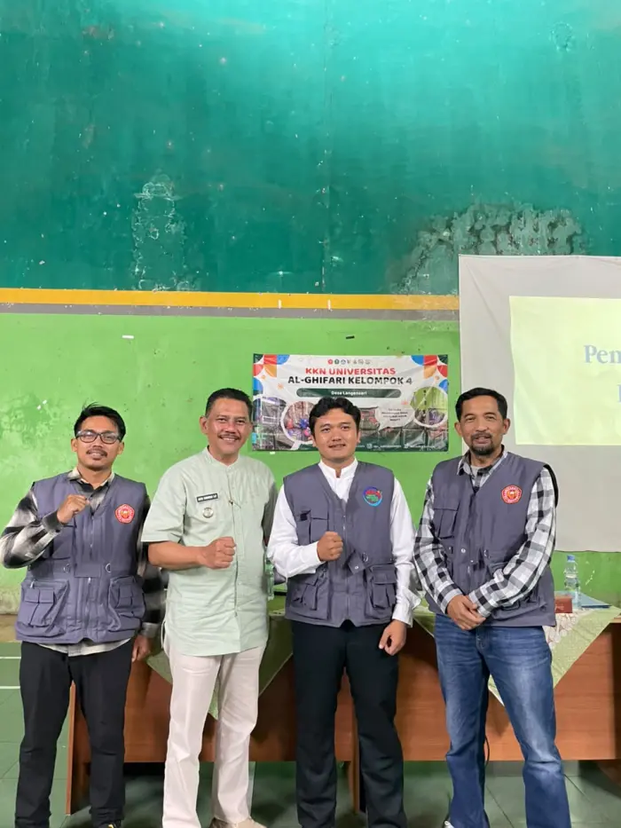 Artikel KKN Universitas Al Ghifari: Menjaga Warisan, Membangun Masa Depan: Strategi Pentahelix KKN TB UNFARI Kelompok 4 Sakadarma untuk Desa Berdaya