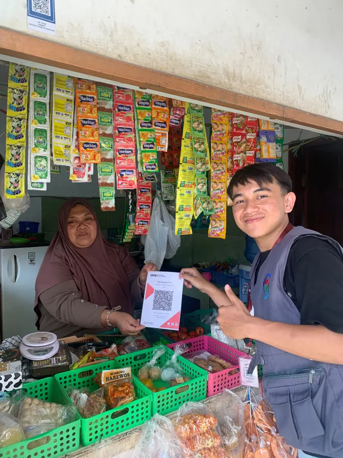 Artikel KKN Universitas Al Ghifari: Dorong Digitalisasi Ekonomi dan Literasi Keagamaan, Kelompok KKN 30 Universitas Al-Ghifari Gelar Aksi Nyata di Desa Baros