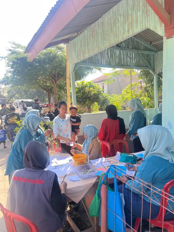 Artikel KKN Universitas Al Ghifari: Mahasiswa KKN Sauyunan 38 Dukung Pelaksanaan Posyandu RW 07 untuk Tingkatkan Kesehatan Masyarakat