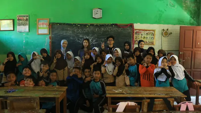 Artikel KKN Universitas Al Ghifari: Tanamkan Sikap Saling Menghargai Sejak Dini, KKN Kelompok 11 Gelar Edukasi Anti Bullying di SDN Nengta