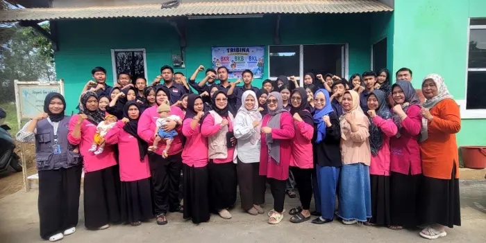 Artikel KKN Universitas Al Ghifari: Pelayanan Posyandu Terpadu: KKN Sagara Karsa Dukung Kesehatan Masyarakat Desa Bojong Emas