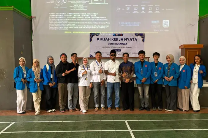 Artikel KKN UNFARI: Pembukaan KKN Kelompok 7 Gentraparwa Resmi Digelar di Kantor Pemerintahan Desa Loa dari Kelompok kelompok-7 GENTRAPARWA