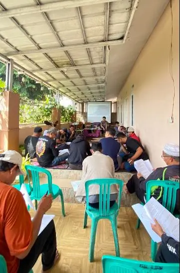 Artikel KKN Universitas Al Ghifari: Dorong UMKM Desa "Naik Kelas", KKN 17 Satya Mandala Gelar Seminar Melek Keuangan di Lampegan
