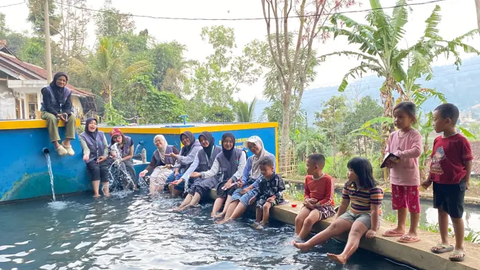 Artikel KKN Universitas Al Ghifari: Hari ke-28 KKN: Mempererat Kebersamaan dan Menyelesaikan Persiapan Penutupan KKN