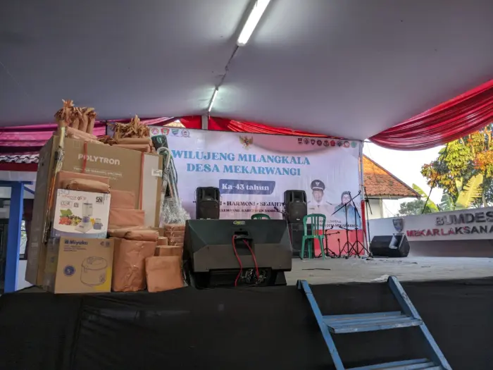 Artikel KKN UNFARI: Kolaborasi KKN 05 dalam Memeriahkan Milad Desa Mekarwangi ke-43 dari Kelompok klmpk-5