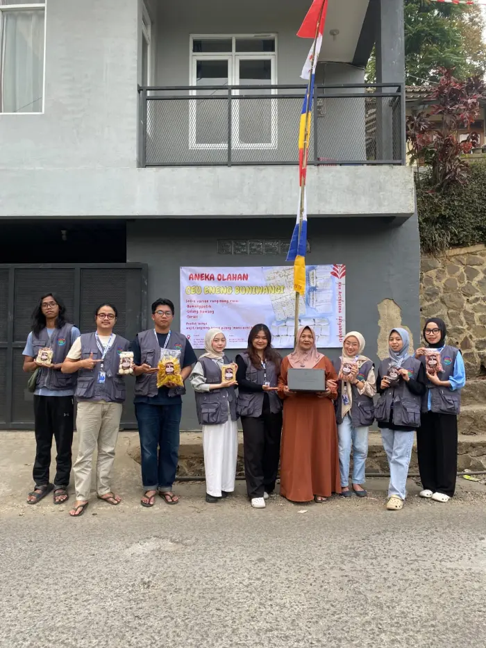 Artikel KKN UNFARI: Ranginang Lokal, Identitas Baru, Harapan Baru dari Kelompok klmpk-5