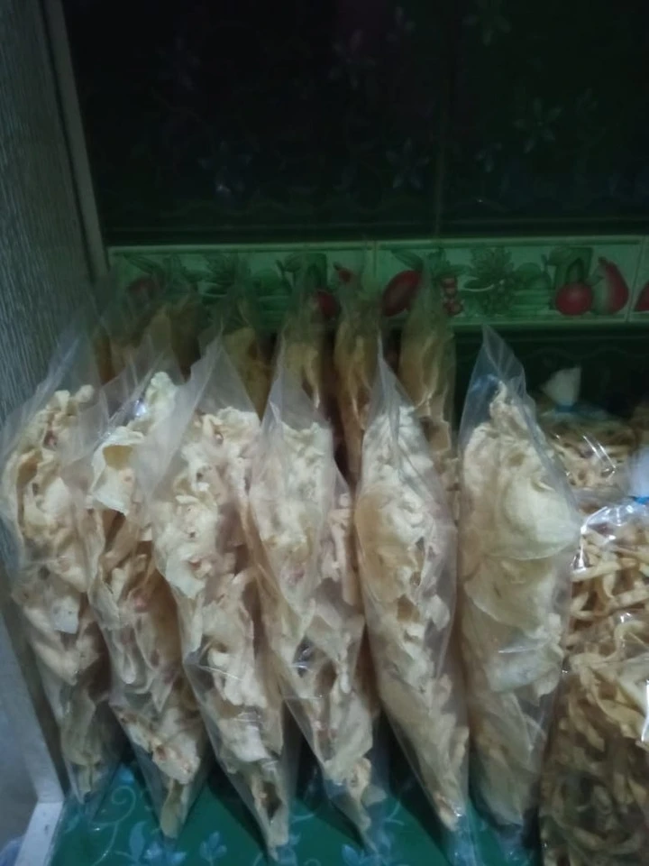 Produk KKN UNFARI: Rempeyek dari Kelompok Chandrika